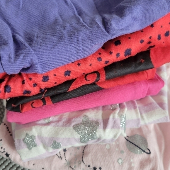 Mystery box of girls clothes - Picture 2 of 2